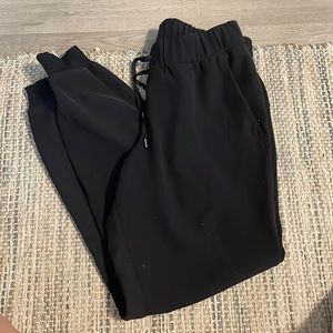 lulu joggers